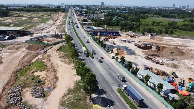 Cần 28.279 tỉ đồng để làm 15,3 km đường cao tốc ở Bình Dương
