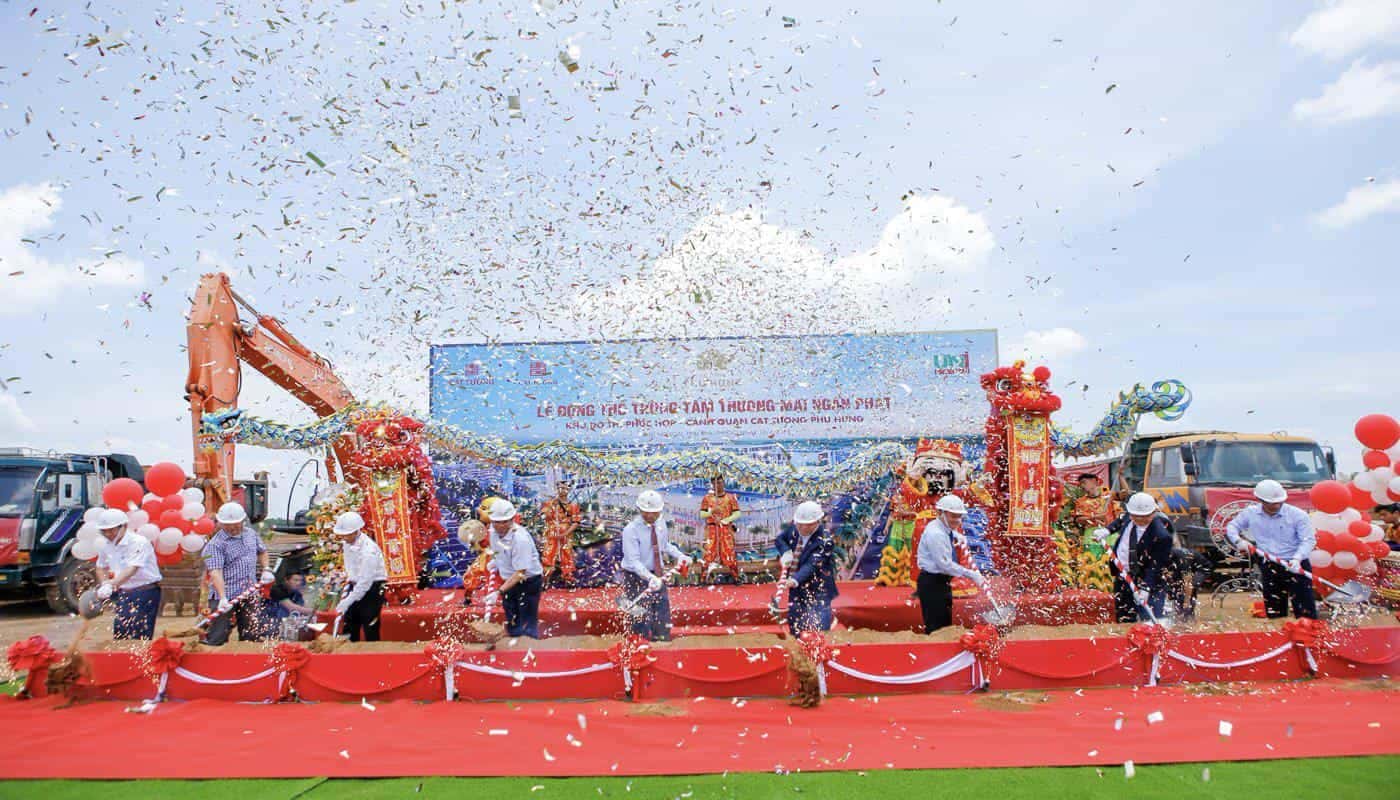 Động Thổ TTTM Ngân Phát