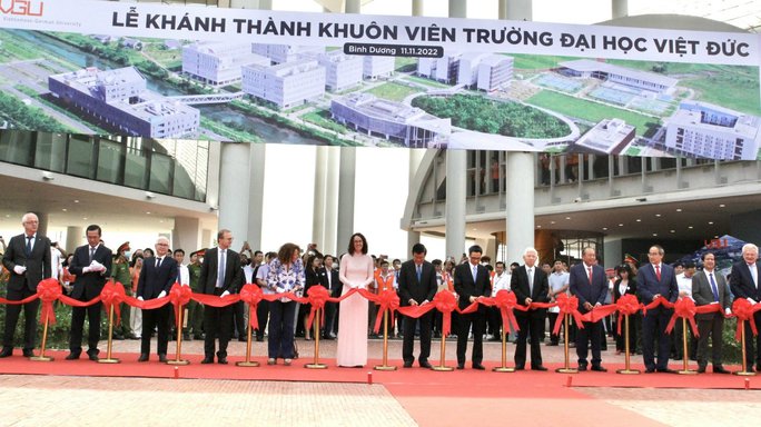 Khánh thành trường đại học hiện đại nhất Việt Nam tại Bình Dương